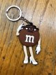 画像1: エムアンドエムズ｜ｍ＆ｍ’ｓブラウン|ラバーキーホルダー (1)